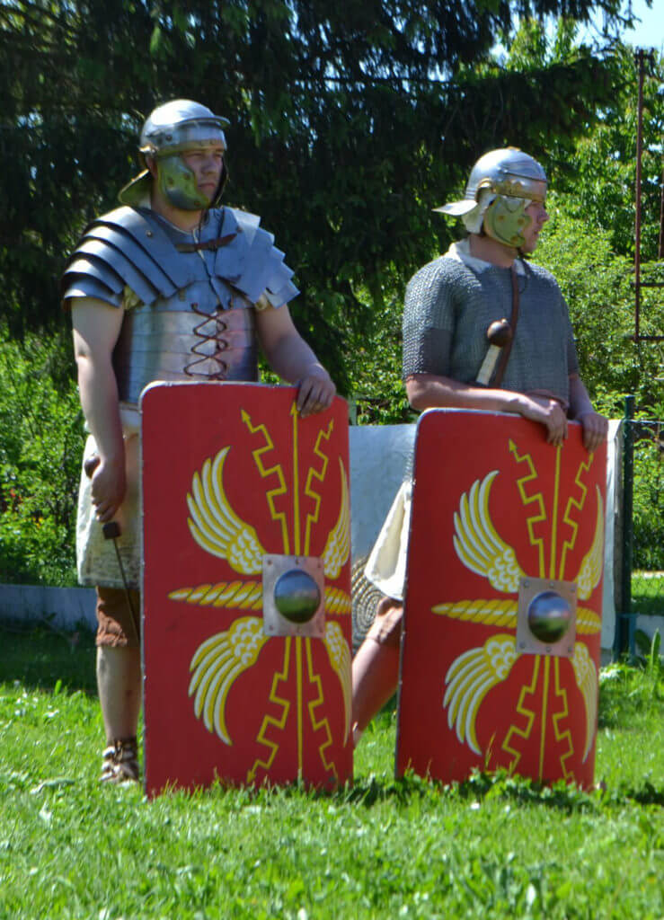 01 legionari se stity castra romana