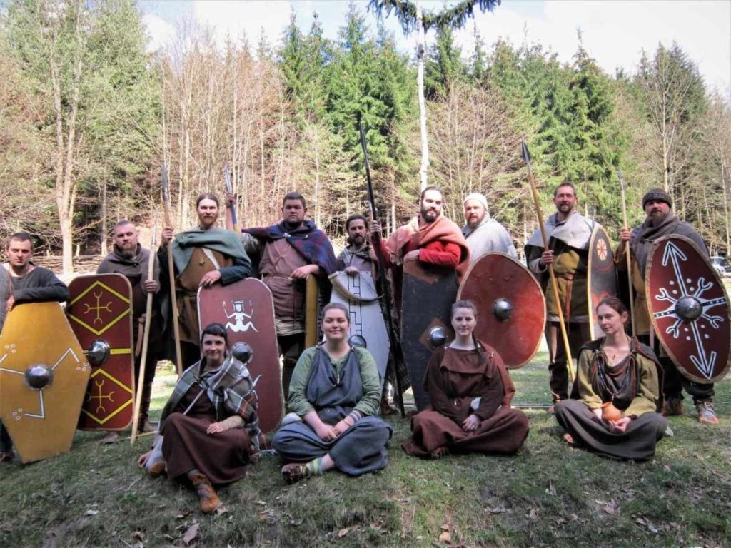 Sraz českých reenactorů zaměřujících se na germánské kmeny v prvních stoletích našeho letopočtu